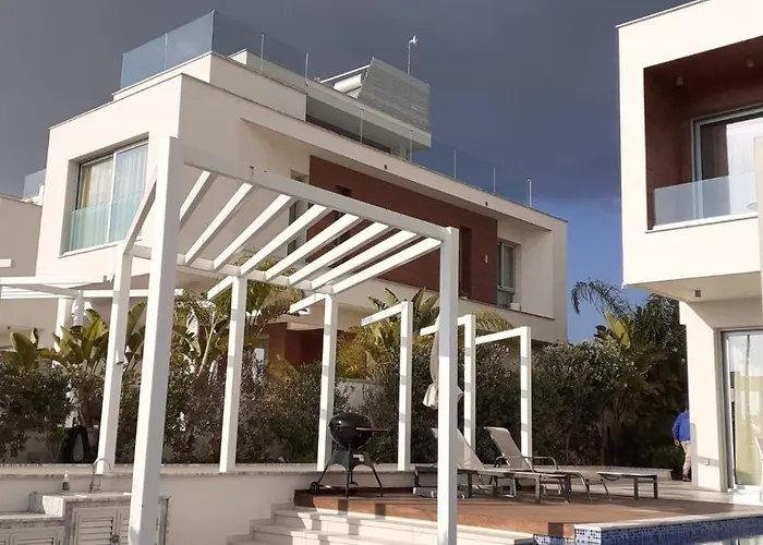 Napa Hills Seaview Villa *