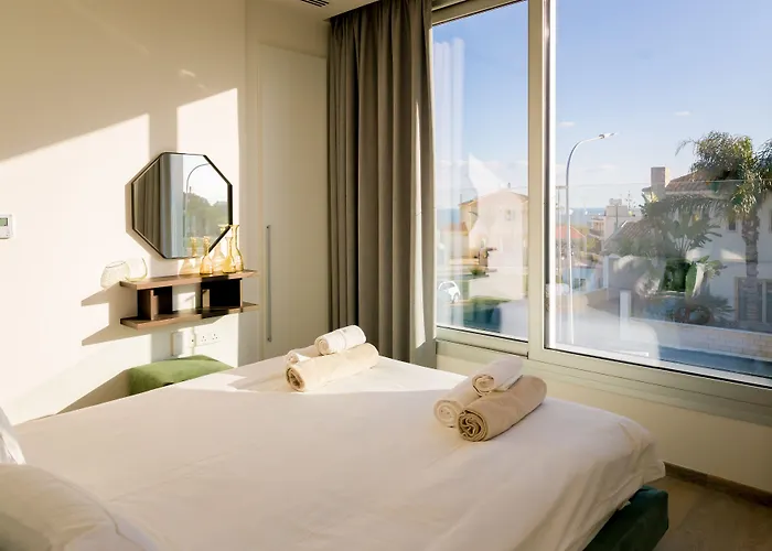 Napa Hills Seaview アヤナパ